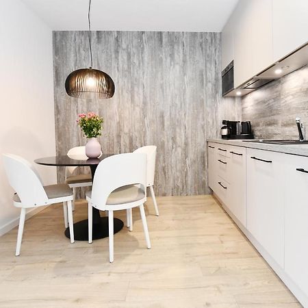 Apartamenty Navigator Spa-Baseny-Nadmorskie Tarasy Kołobrzeg Exterior foto